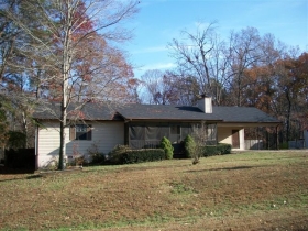 2985 ROGERS DR, GAINESVILLE, GA Main Image