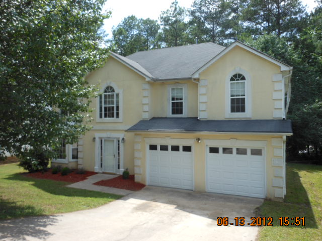 5662 Spring Mill Circle, Lithonia, GA Main Image