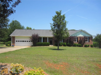 photo for 175 Peachtree Ln