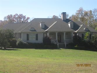 104 White Oaks Lane, Canton, GA Main Image