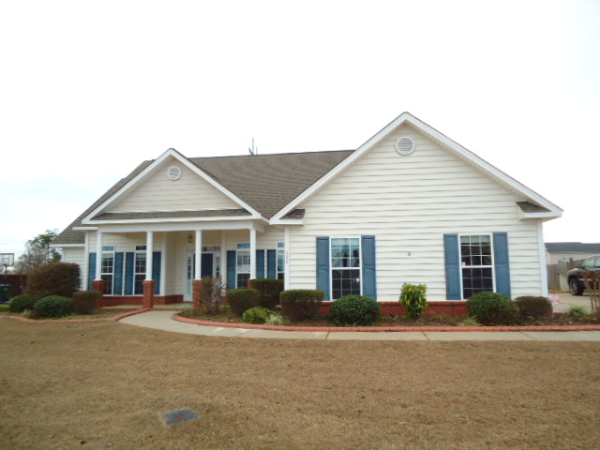 323 Lovorn Cir, Warner Robins, GA Main Image