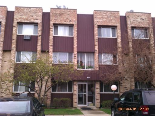 8623 W Foster Ave Apt 2b, Chicago, IL Main Image