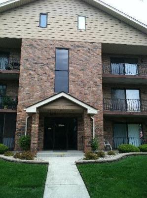 16730 Paxton Ave Apt 3n, Tinley Park, IL Main Image