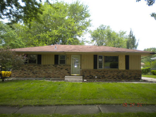 4617 Yale Dr, Rockford, IL Main Image