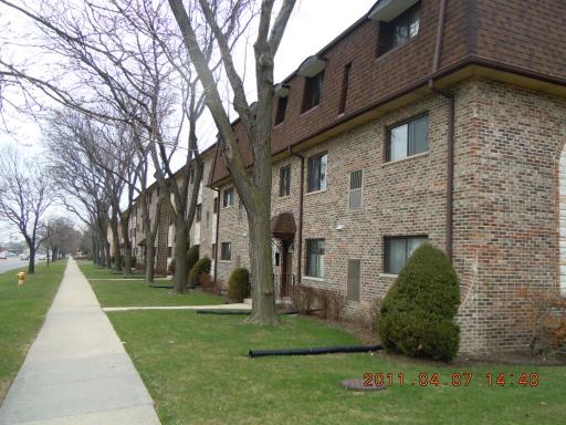 7600 W Lawrence Ave Unit 3b, Harwood Heights, IL Main Image
