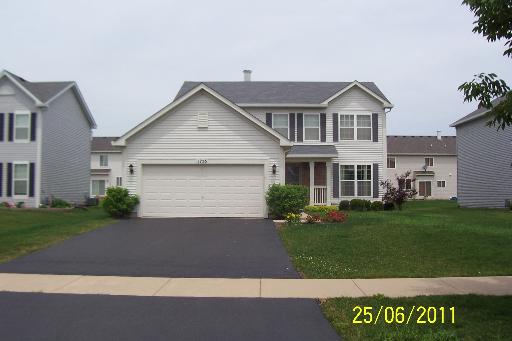 1756 Lanyon Dr, Bartlett, IL Main Image