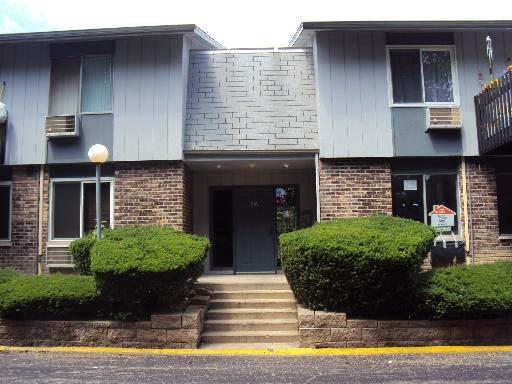916 E Old Willow Rd #203, Prospect Heights, IL Main Image