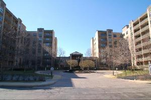 4545 W Touhy Ave #318, Lincolnwood, IL Main Image