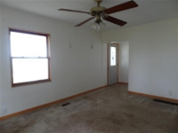 992 Avery Branch Rd, Mulberry Grove, IL Image #4111409