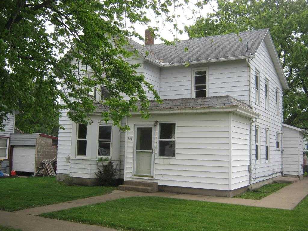 208 North Posey Street, Reynolds, Illinois  Main Image