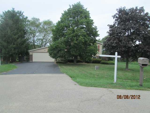 320 Clearview Ct, Winthrop Harbor, Illinois  Main Image
