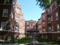 photo for 6421 N Greenview Ave Apt 2w