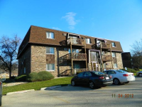 photo for 19360 Wolf Rd Apt 2