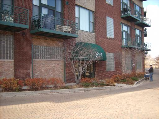 2222 W Diversey Ave Apt 406, Chicago, Illinois  Main Image