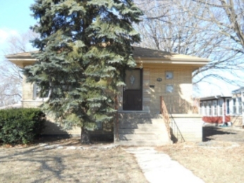 9746 S Maplewood Ave, Evergreen Park, IL Main Image
