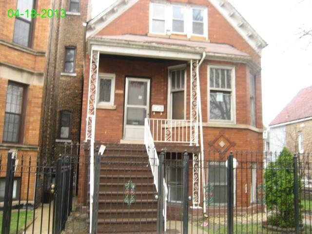 2833 S Kedvale Ave, Chicago, Illinois  Main Image