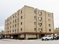 photo for 7733 W Belmont Ave Apt 403
