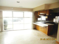 6422 W Forest Preserve Ave, Harwood Heights, Illinois Image #6628995