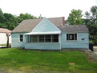 204 E Park St, Fisher, IL Main Image