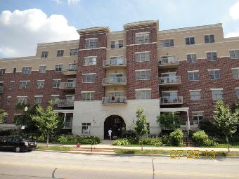 965 Rogers St Unit 107, Downers Grove, IL Main Image