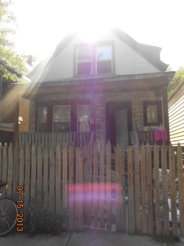 7052 S Winchester Ave, Chicago, Illinois  Main Image