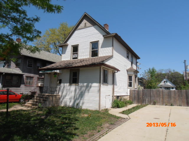 1613 S 8th Ave, Maywood, Illinois  Main Image