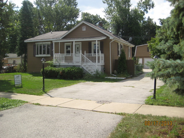 317 W View St, Lombard, Illinois  Main Image