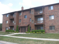 photo for 15701 Peggy Ln Apt 9