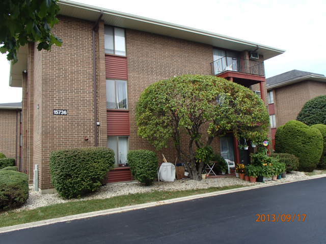 15736 Terrace Dr Unit R03, Oak Forest, Illinois  Main Image