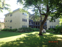 photo for 4258 N Greenview Ave Apt 2b