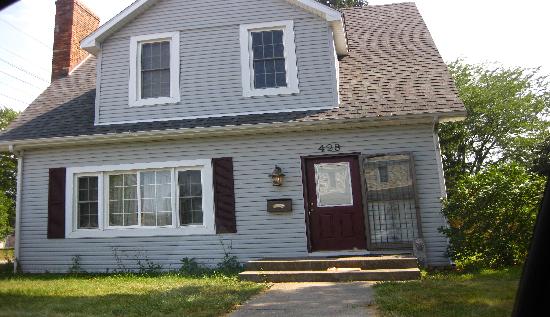 428 East Central Avenue, Bluffton, IN Main Image