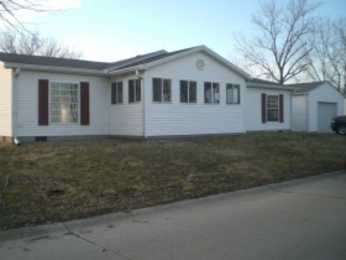 38 Fountain Lake Dr, Greenfield, IN Main Image
