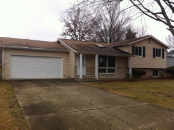 18215 Chipstead Dr, South Bend, IN Main Image