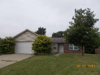 1130 Cottage Cir, Seymour, IN Main Image