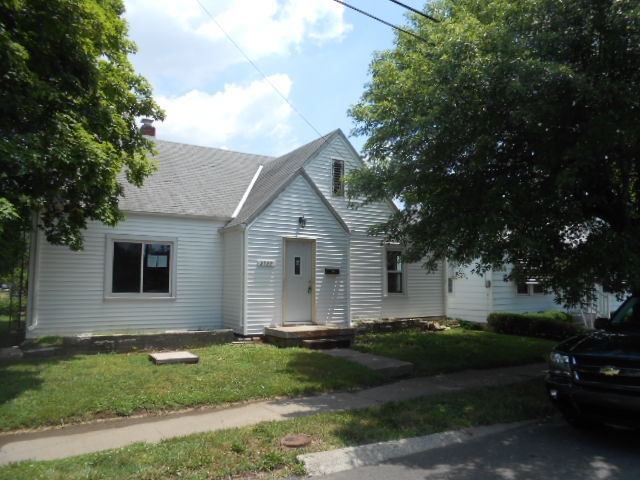 2522 Virginia Ave, Connersville, IN Main Image