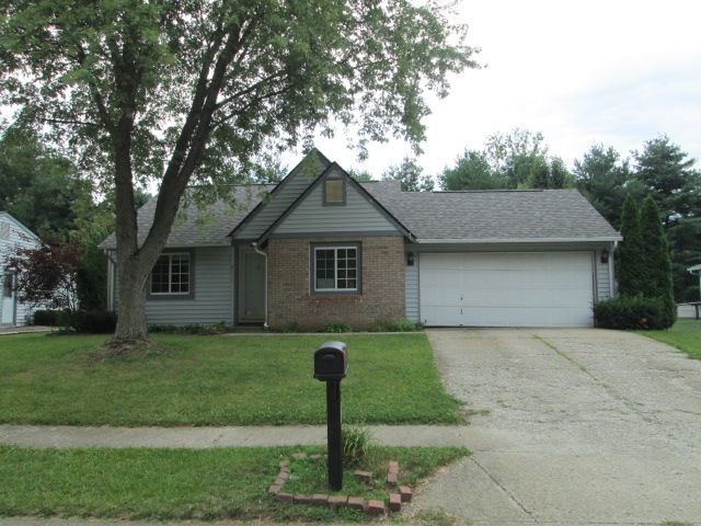 8353 Countryside Ct, Indianapolis, IN Main Image