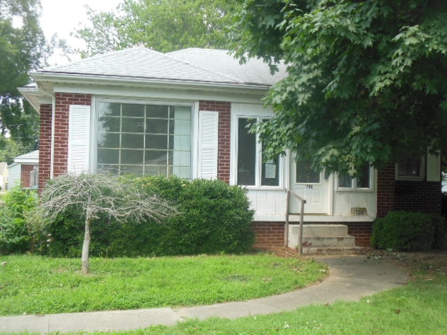 1708 Taylor Ave, Evansville, IN Main Image
