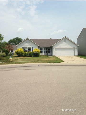 2232 Rolling Hill Ct, Columbus, IN Main Image