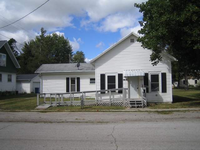 302 Monroe St, Monroeville, IN Main Image
