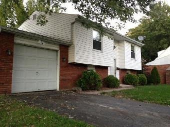 24 Woodmont Ct, Beech Grove, IN Main Image