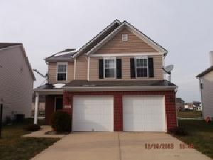 2426 Meadow Bend Dr, Columbus, IN Main Image