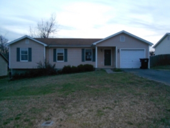 5825 Majestic Oak Dr, Paducah, KY Main Image