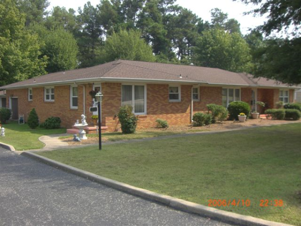 212 Coffee Drive, Lacenter, KY Main Image