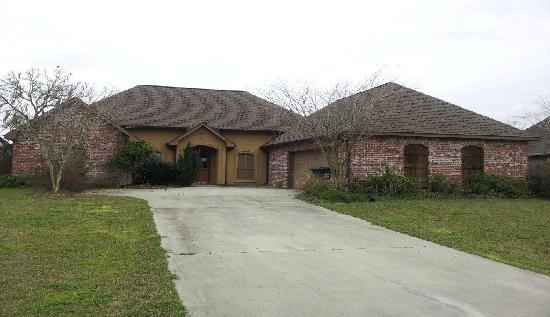 18121 Kenner Drive, Prairieville, LA Main Image