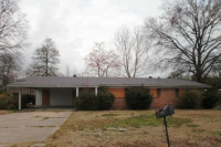 photo for 511 Lakeside Drive