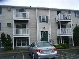 1627 Braley Rd Apt 104, New Bedford, Massachusetts  Main Image