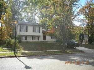 9310 Linhurst Dr, Clinton, MD Main Image