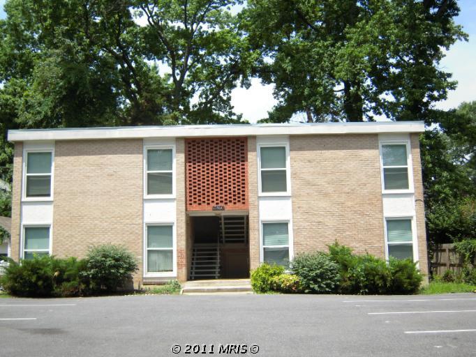 7304 Dickinson Ave #4, College Park, MD Main Image