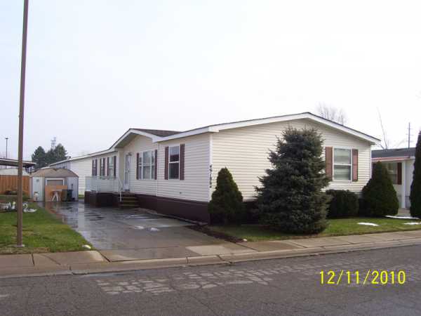 49186 Thornridge Ct. #294, Shelby Township, MI Main Image
