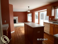 47099 Harbour Pointe Ct, Belleville, Michigan  Image #5591377